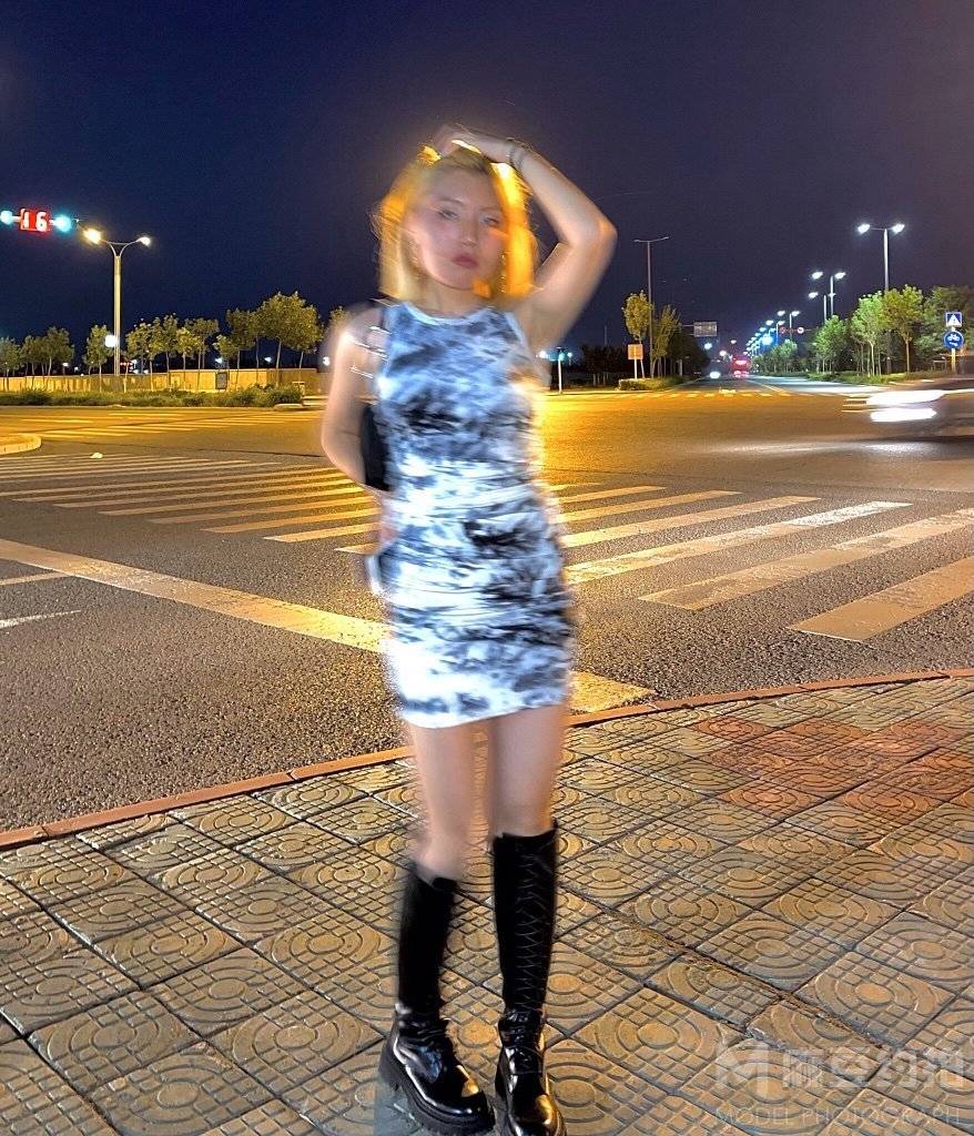 夜景模特
