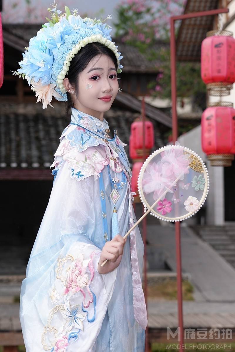 妆容模特