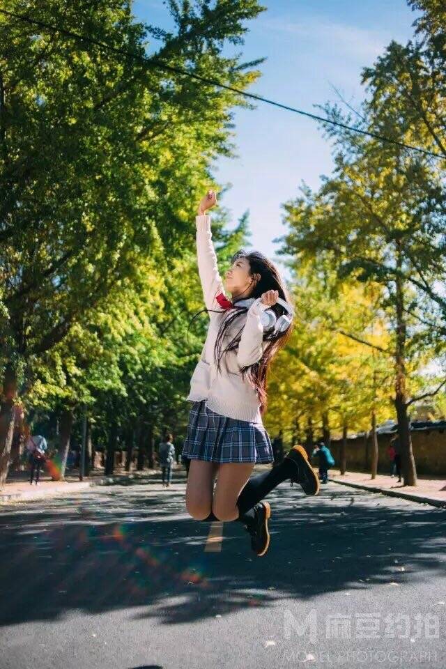 校园模特