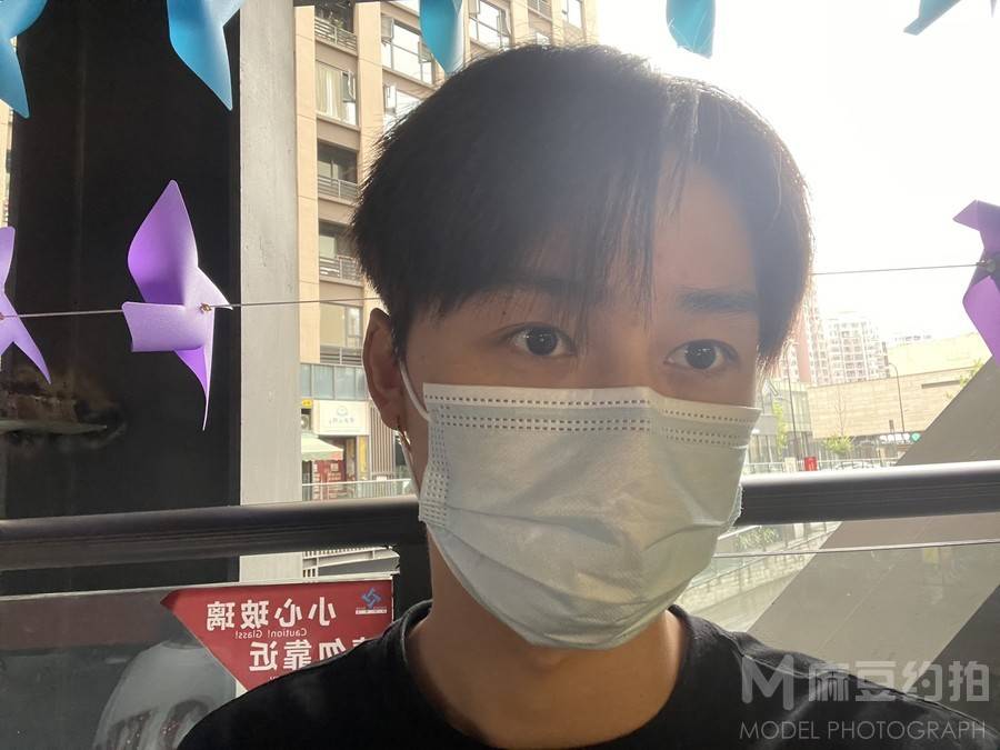 纪实模特