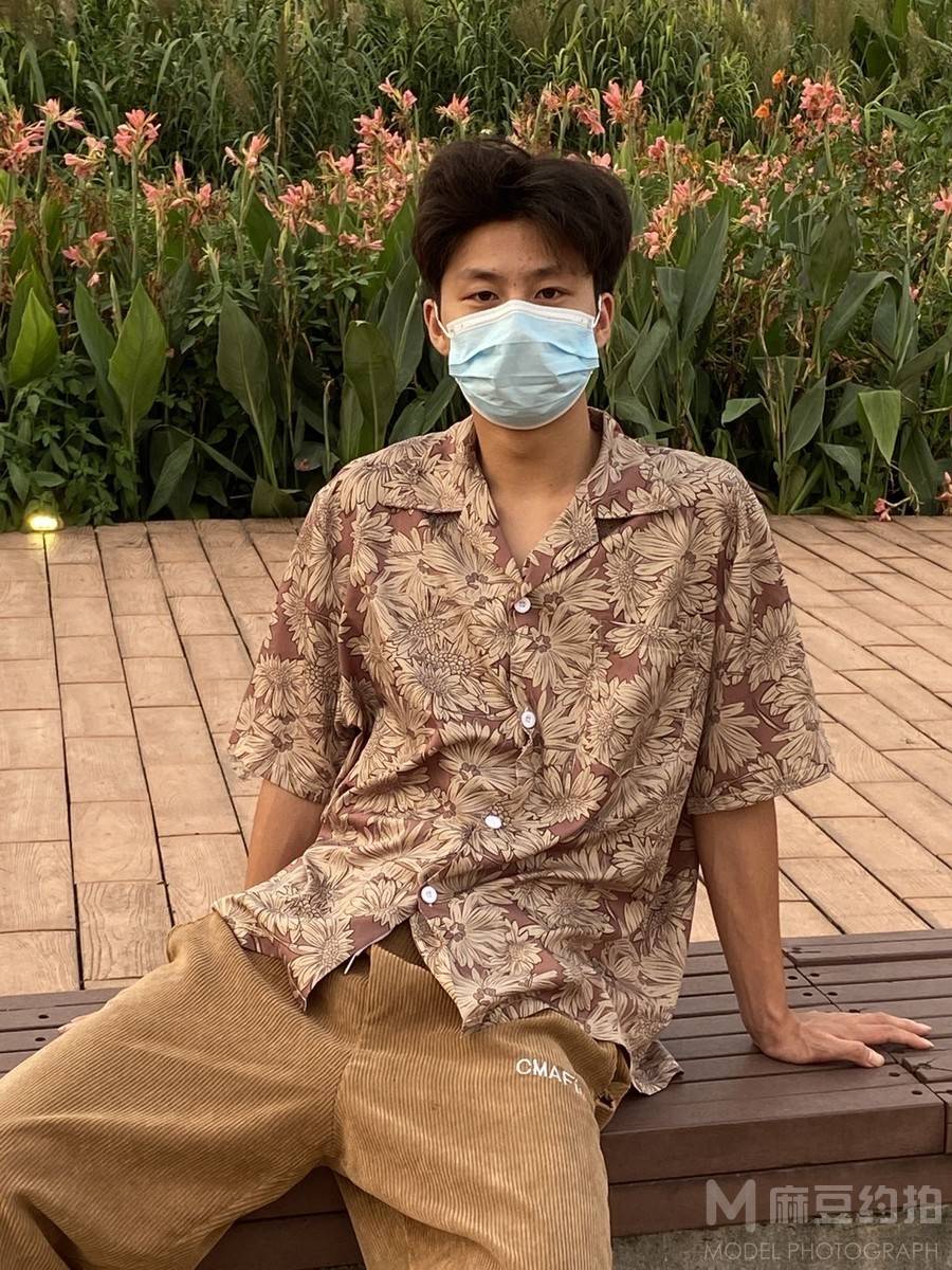 胶片模特