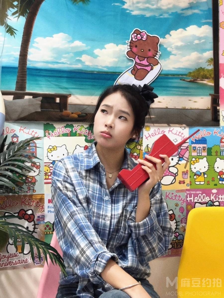 情绪模特