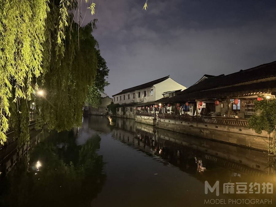 纪实模特