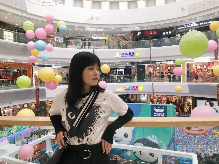 校园模特