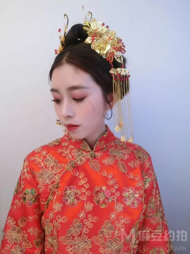 妆容模特