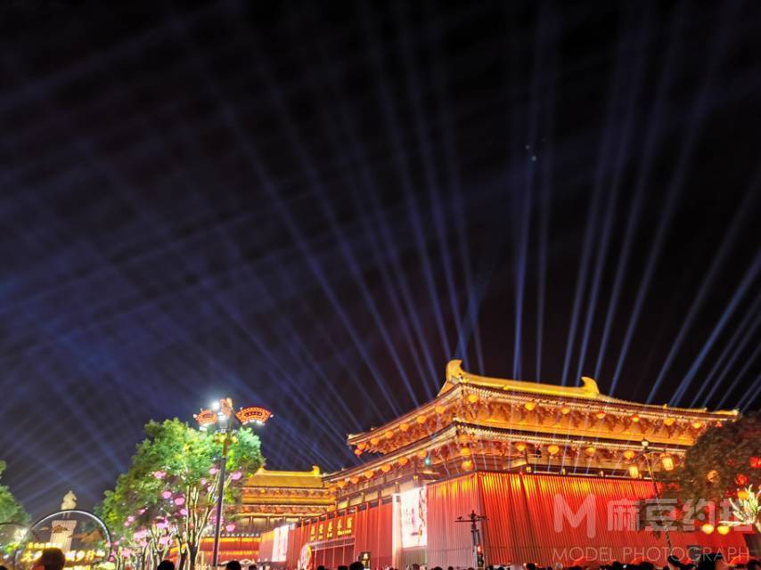 夜景模特