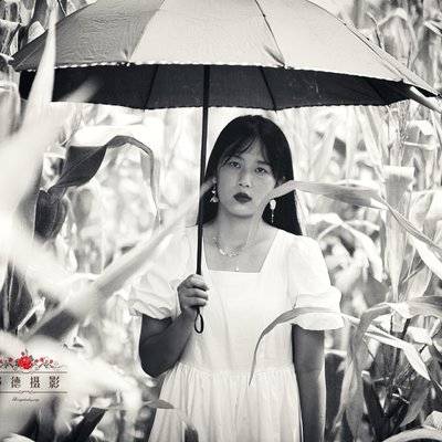 黑白模特