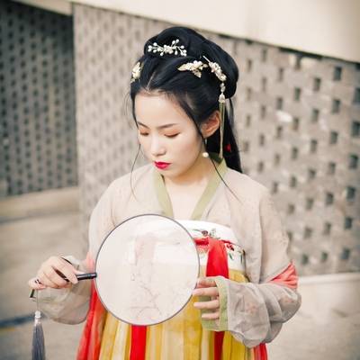汉服模特