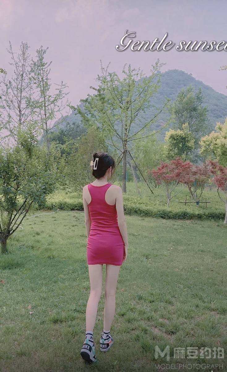 宝丽来模特