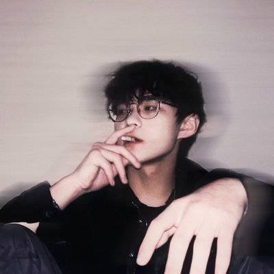 黑白模特