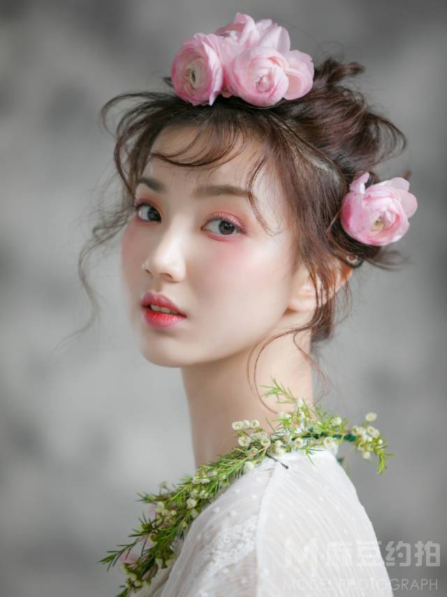 妆容模特