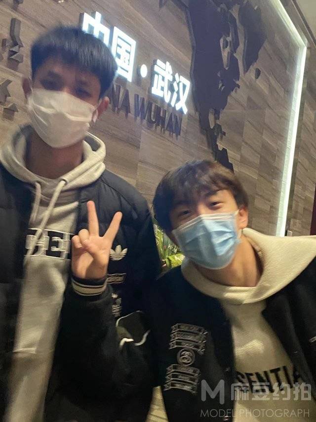 情侣模特