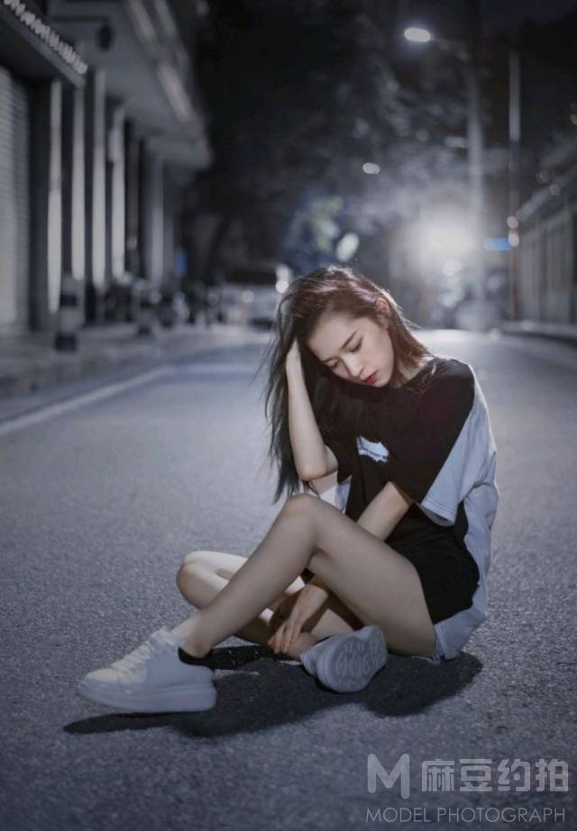 夜景模特