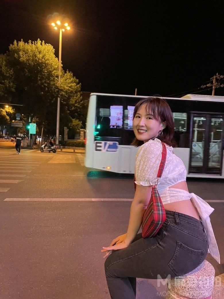 宝丽来模特