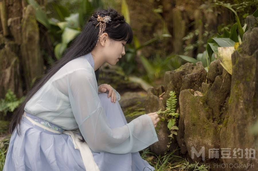 汉服模特