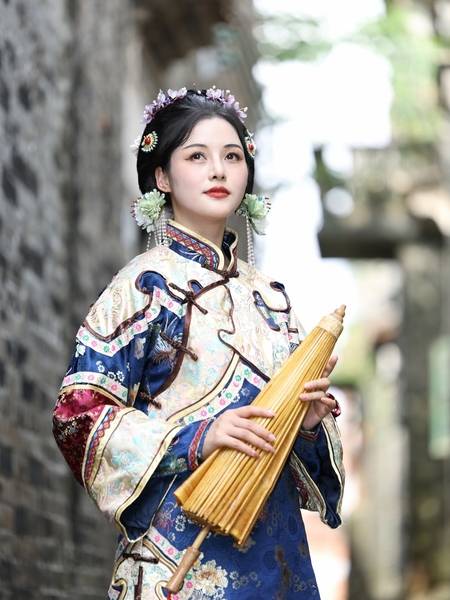 汉服模特