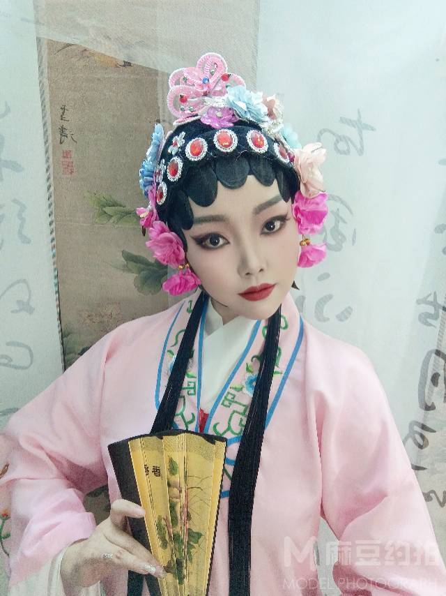 妆容模特