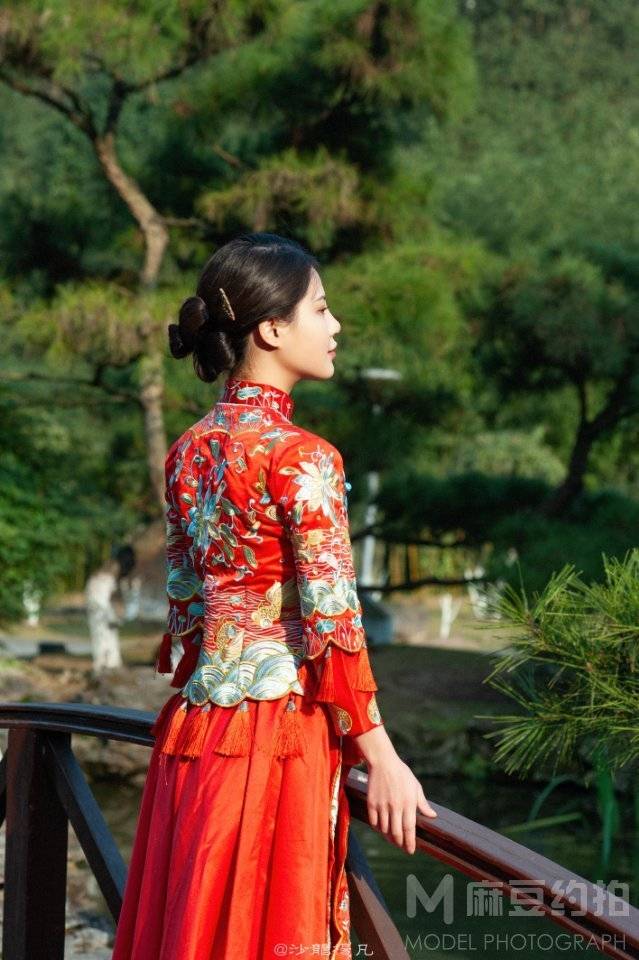 汉服模特