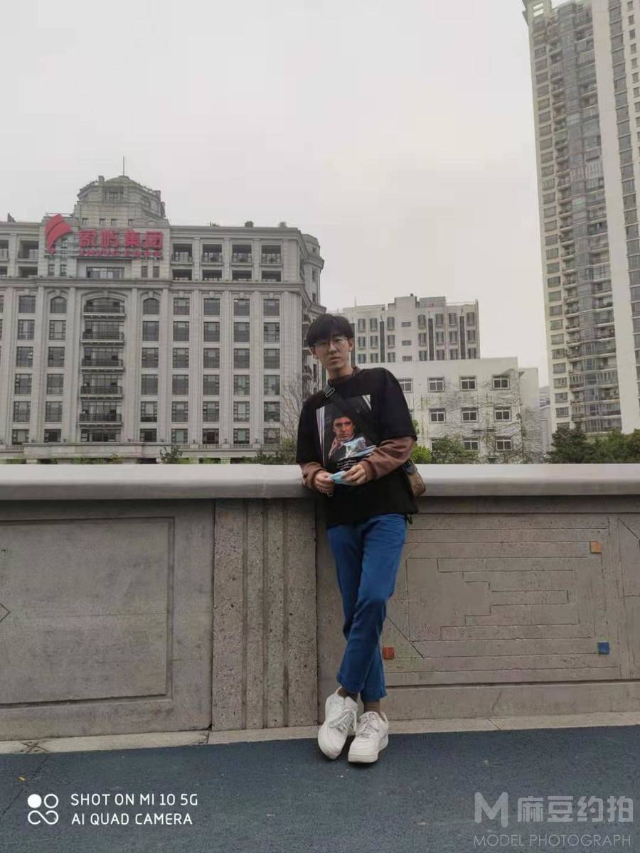 胶片模特