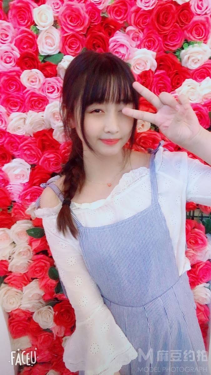 清新模特