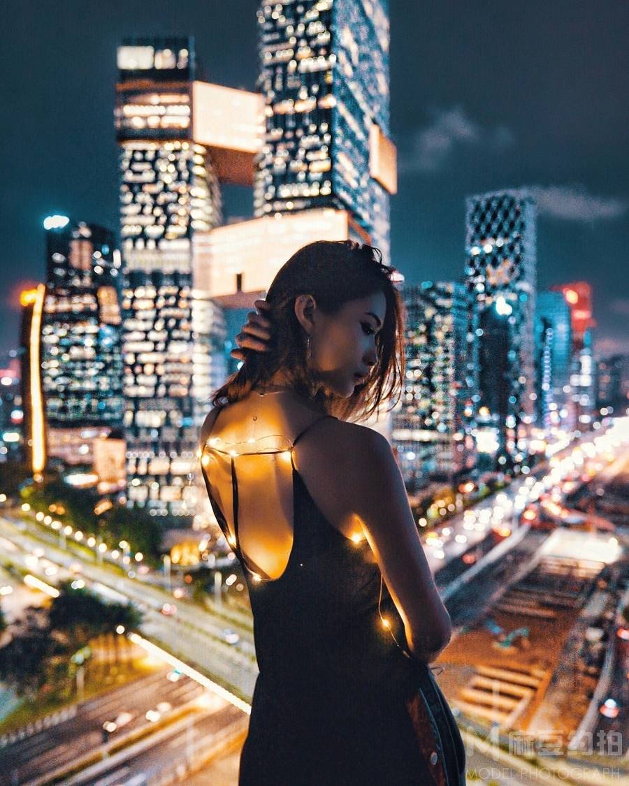 夜景模特