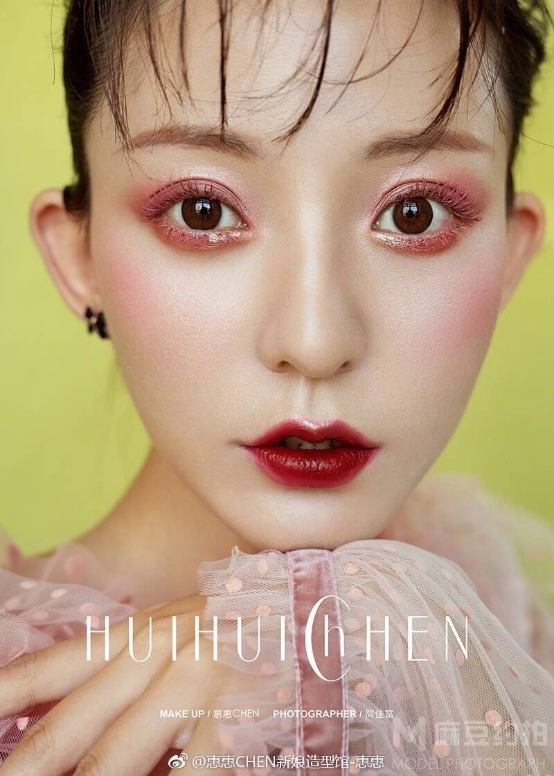 妆容模特