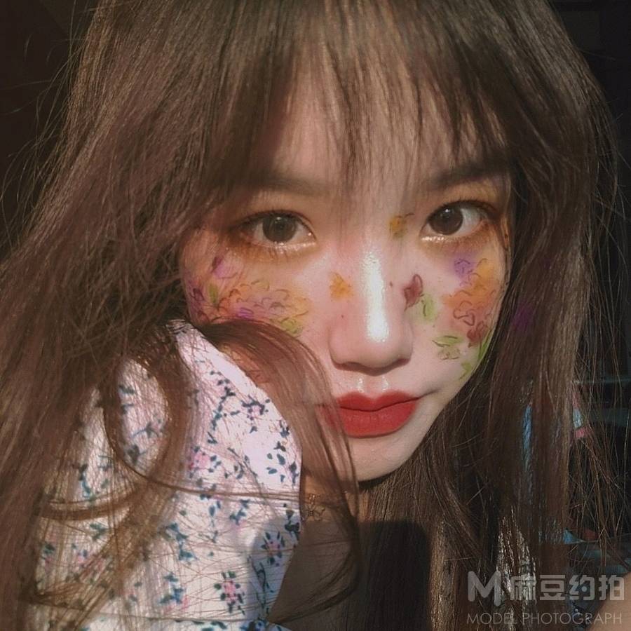 少女模特