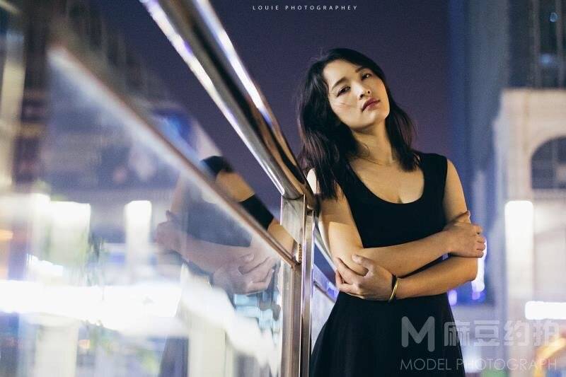 夜景模特