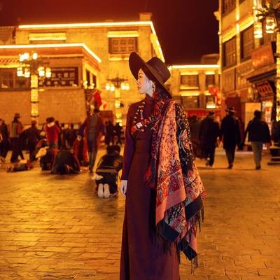 夜景模特