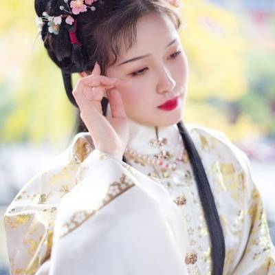 汉服模特