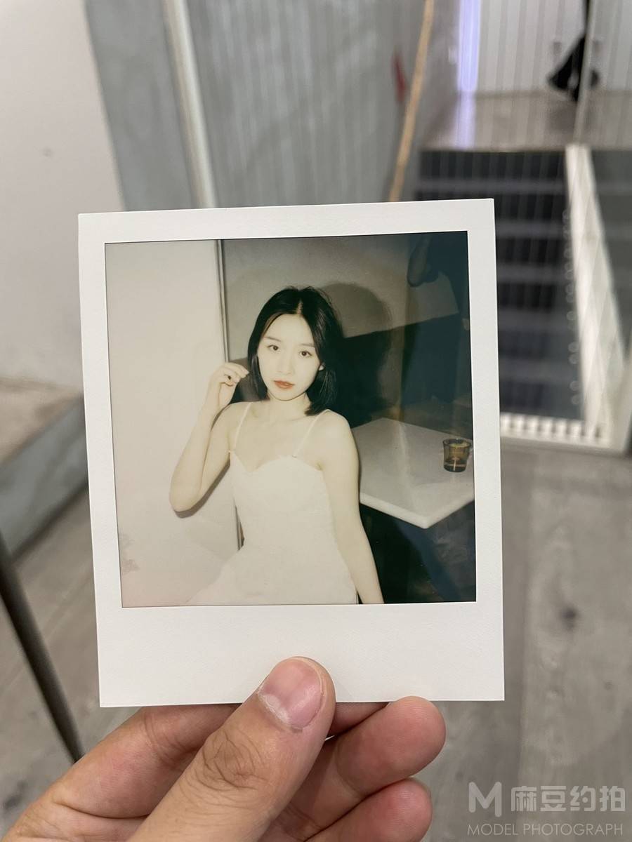 胶片模特