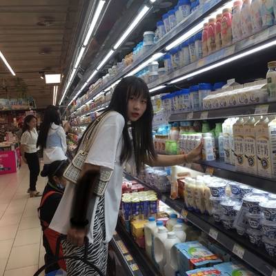 黑白模特