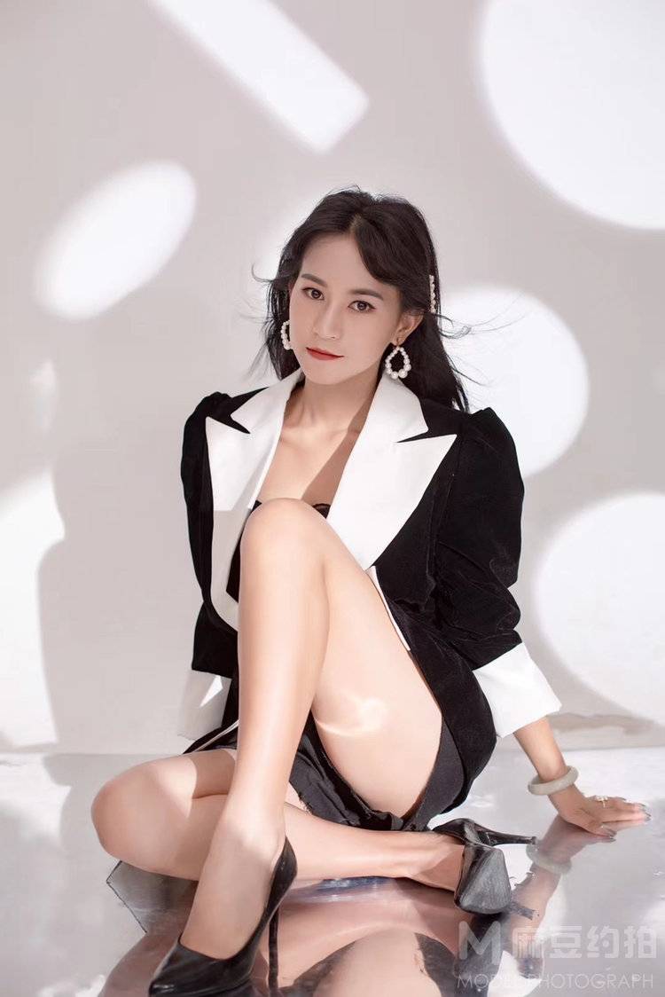 胶片模特