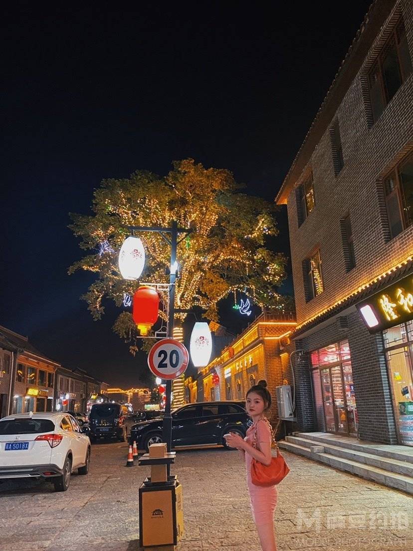 夜景模特