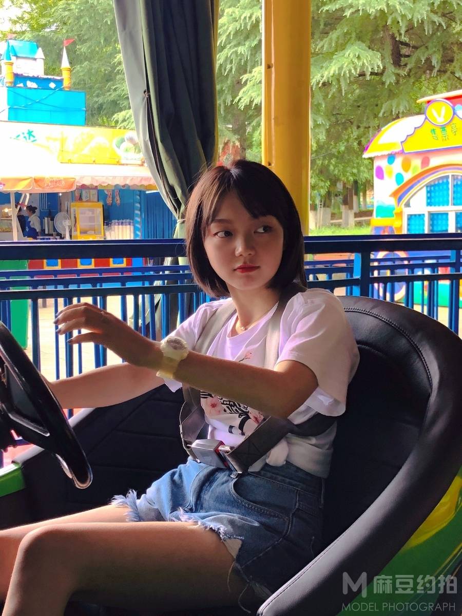 清新模特