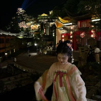 汉服模特
