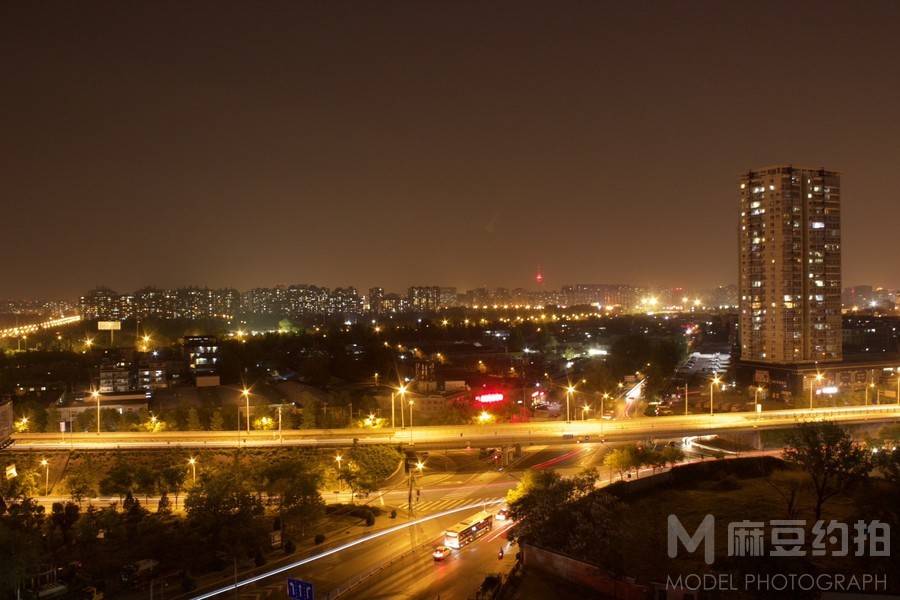 夜景模特