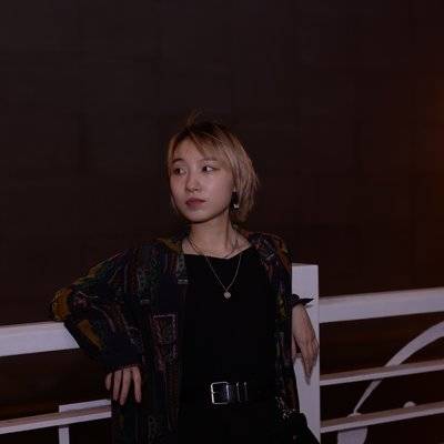黑白模特