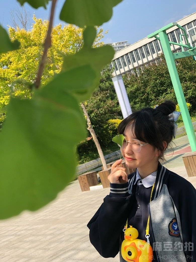 校园模特
