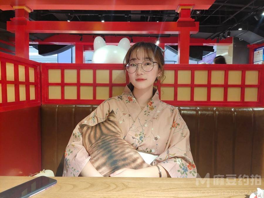 校园模特