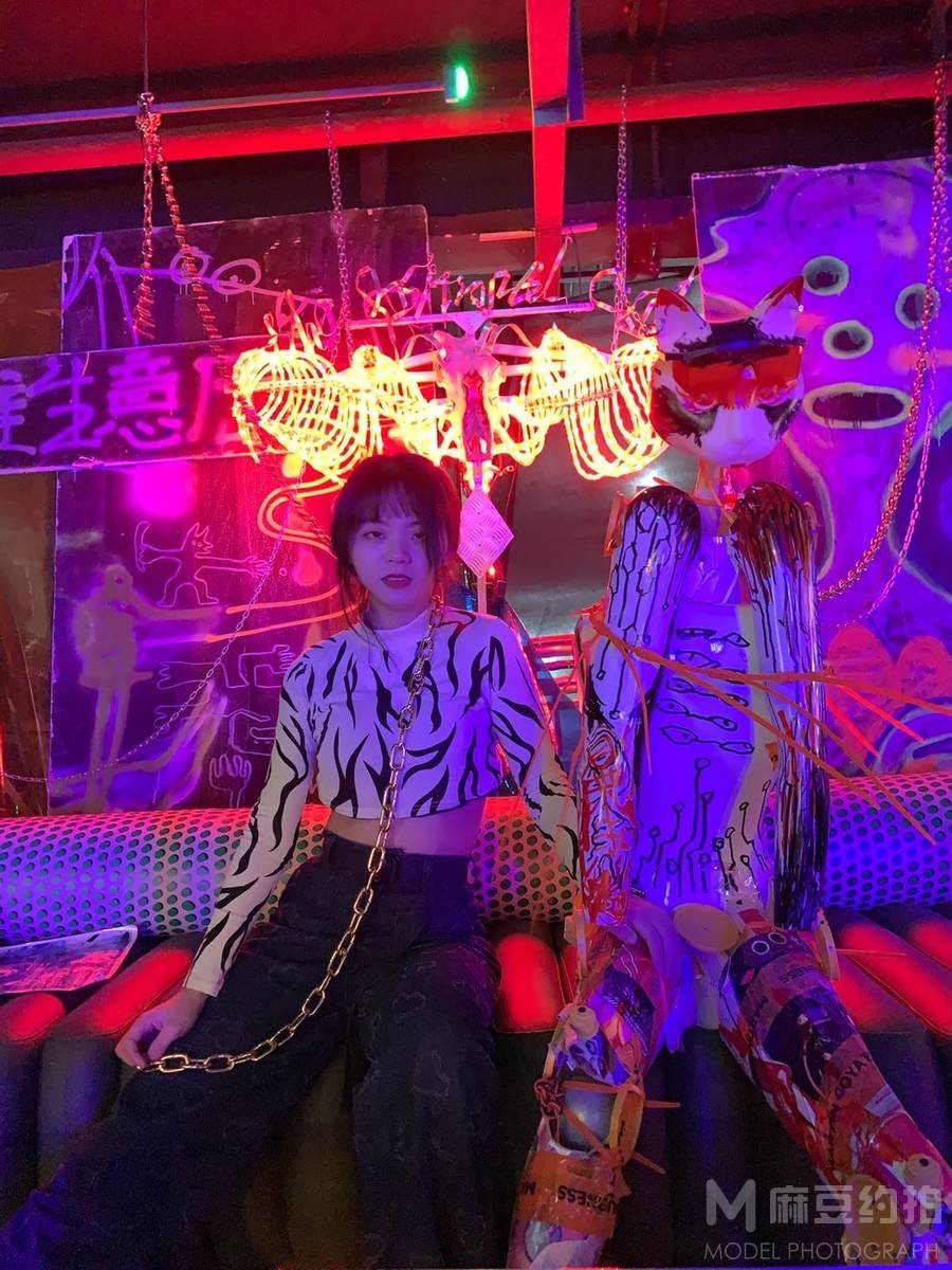 校园模特