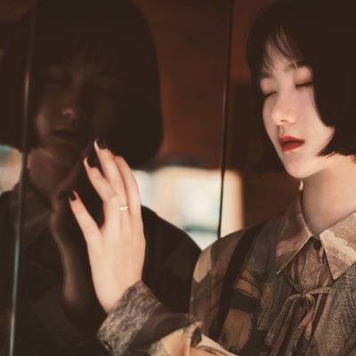 情绪模特