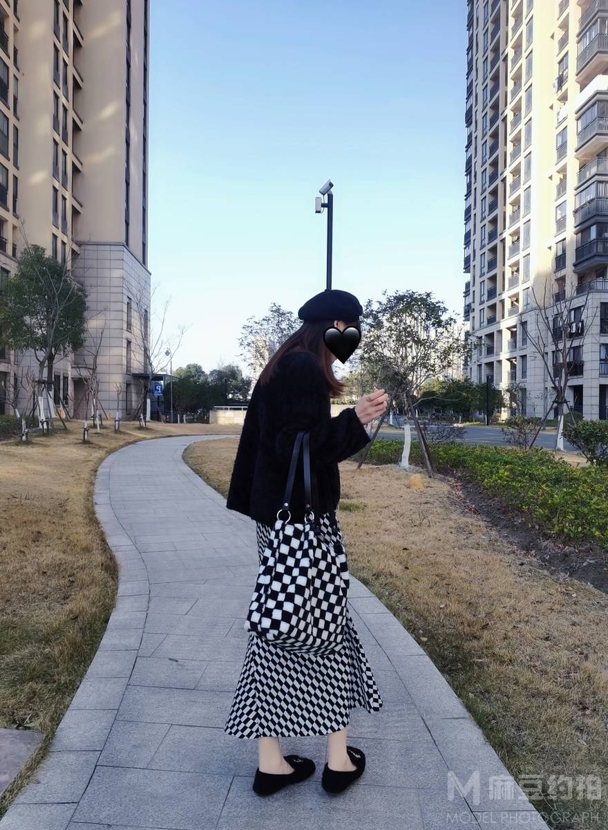黑白模特