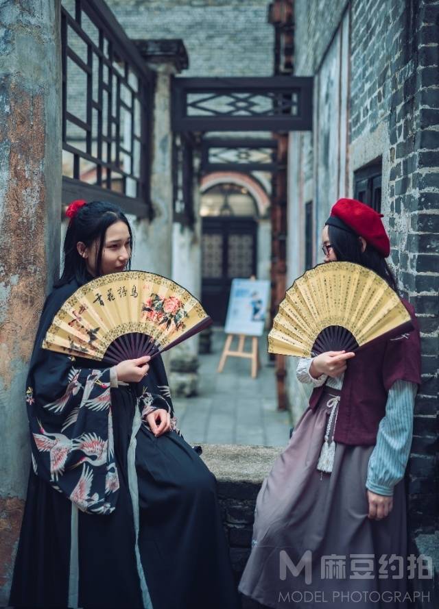 汉服模特