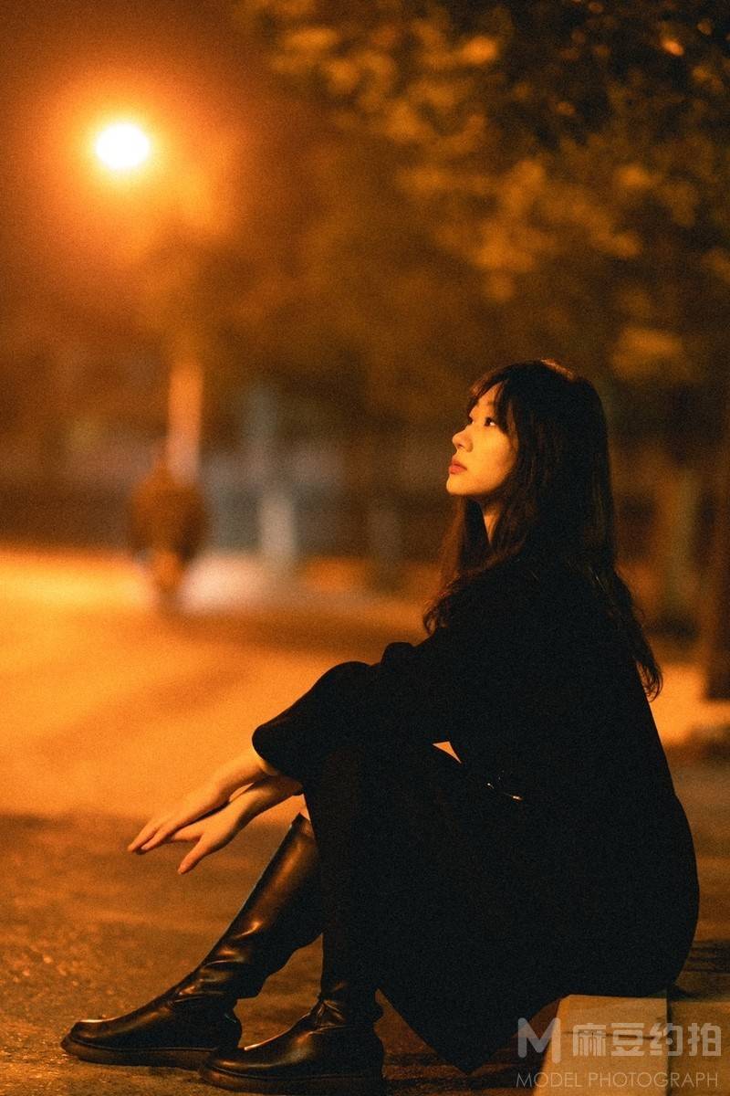 夜景模特