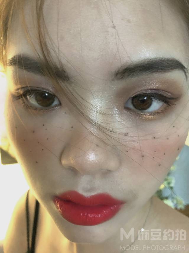 暗黑模特