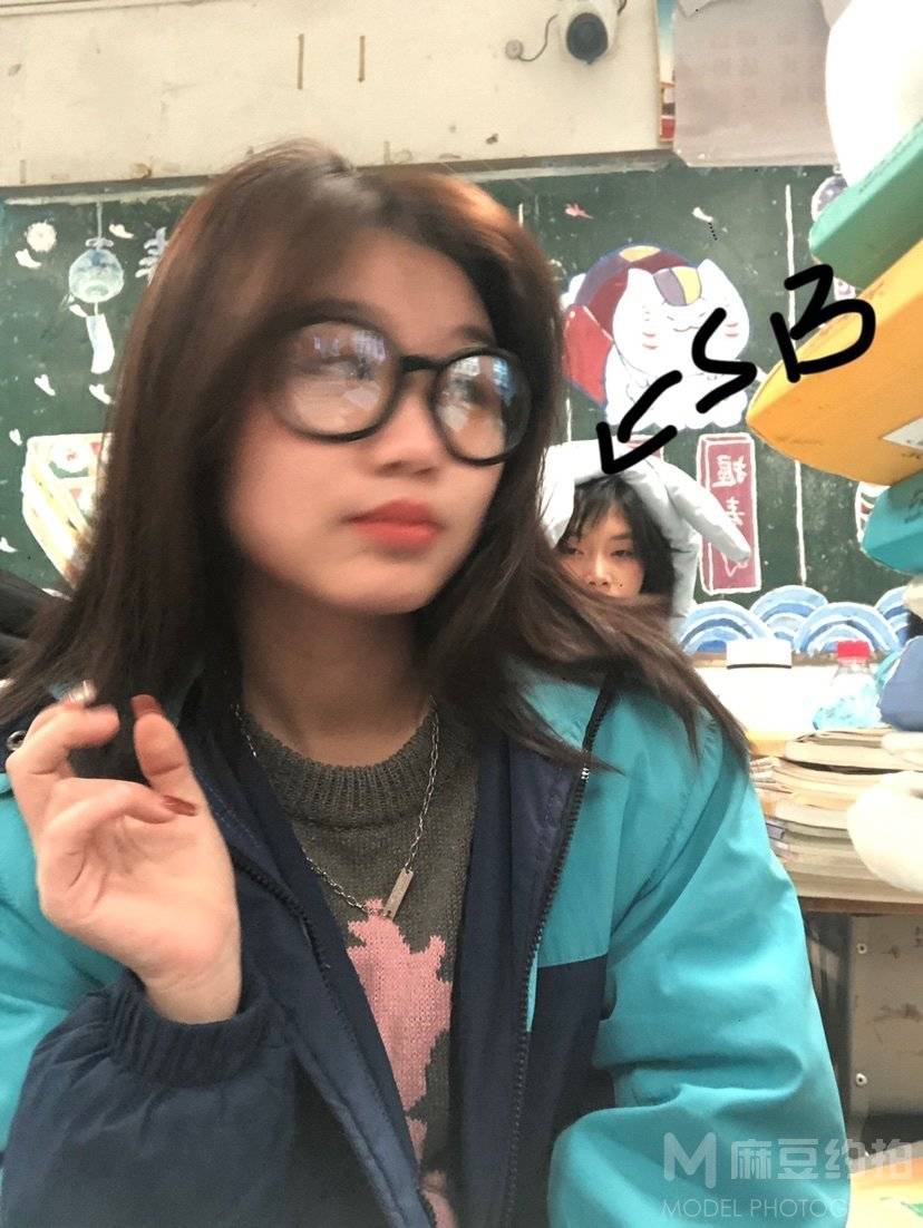 校园模特
