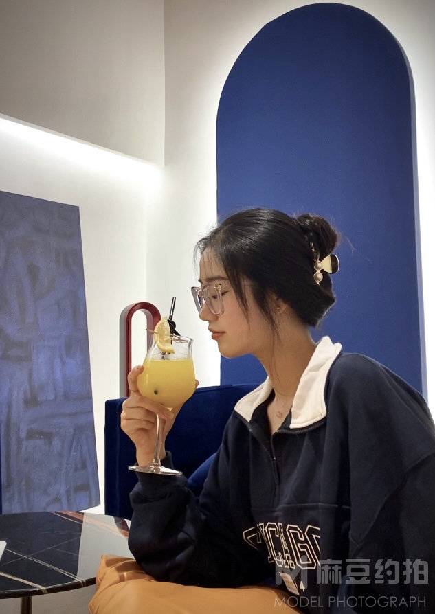 胶片模特