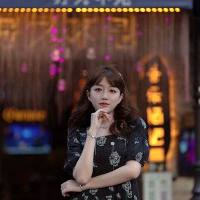 夜景模特