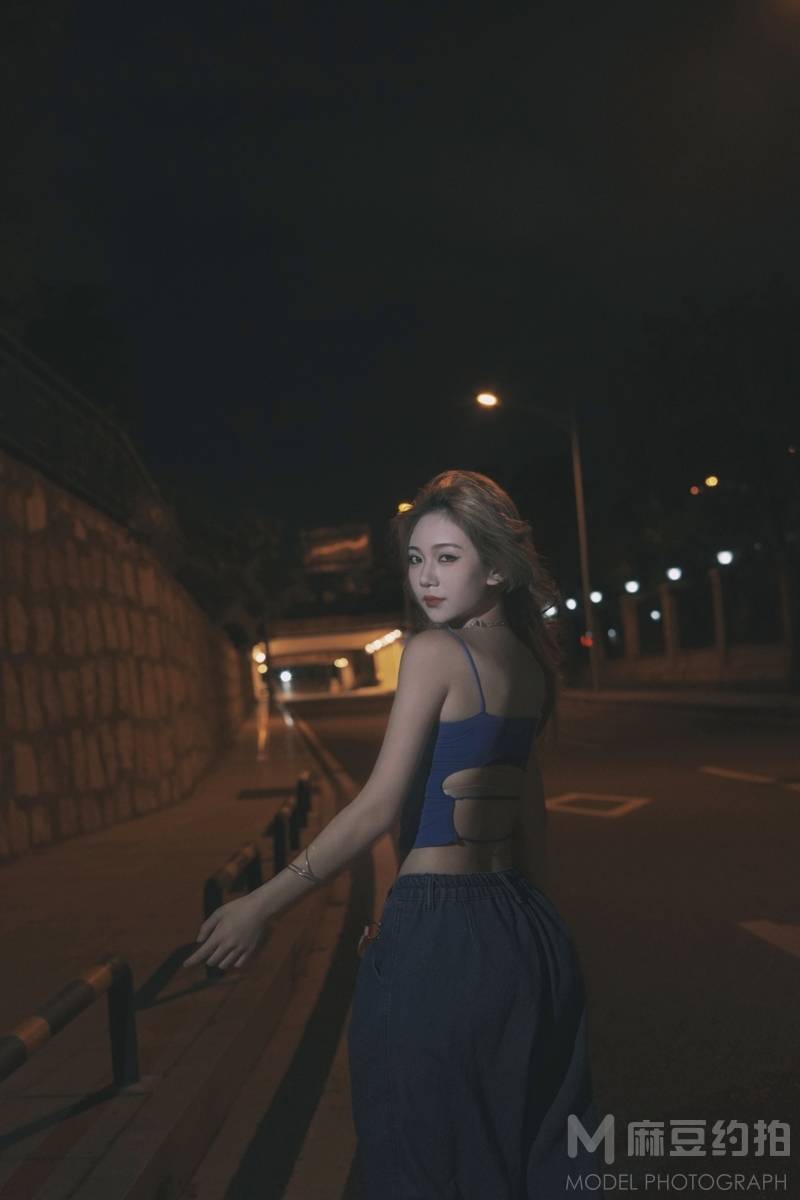 夜景模特